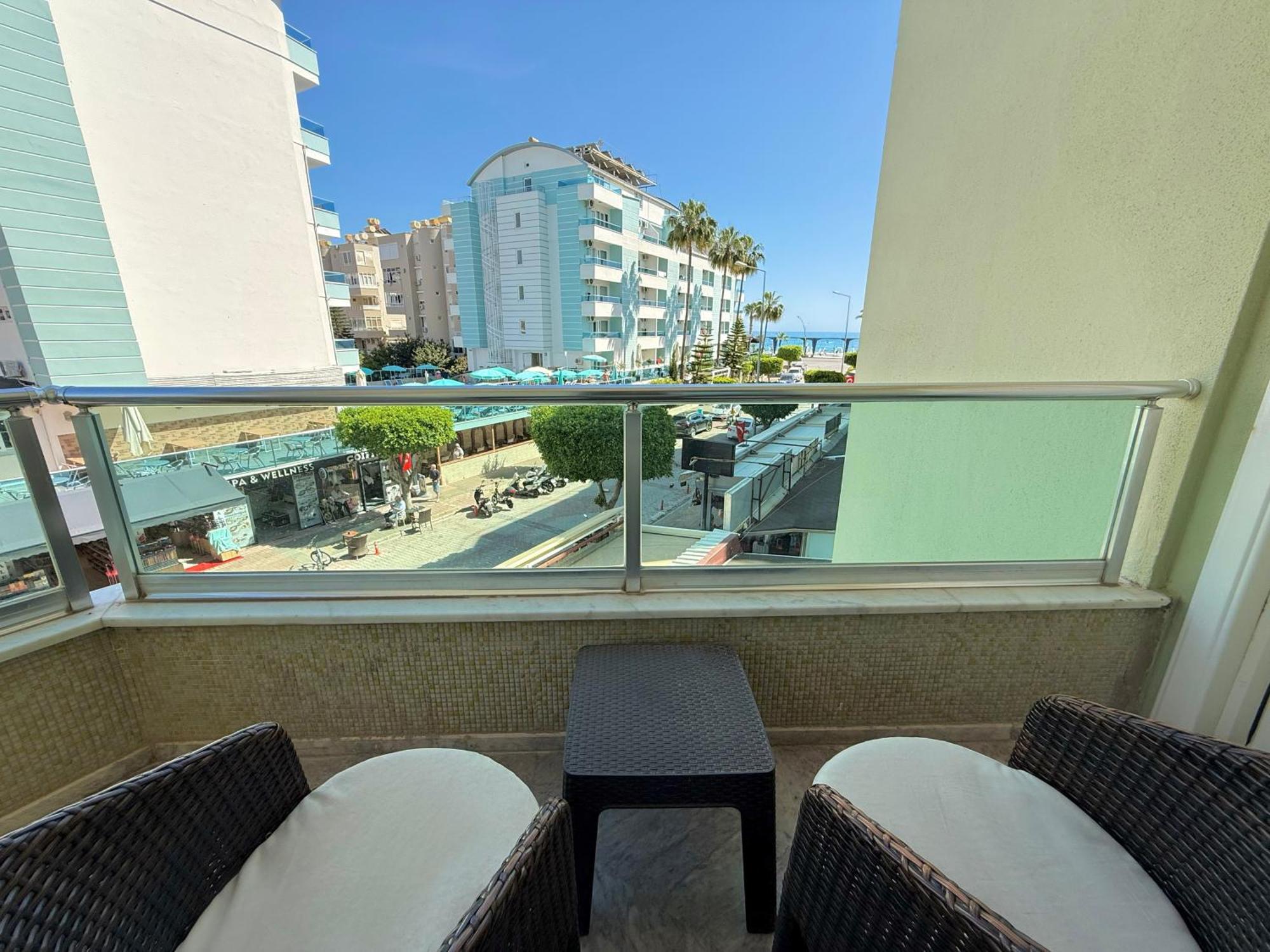 Apartament Sa Apartments! Beachfront With Sea View & Pool *