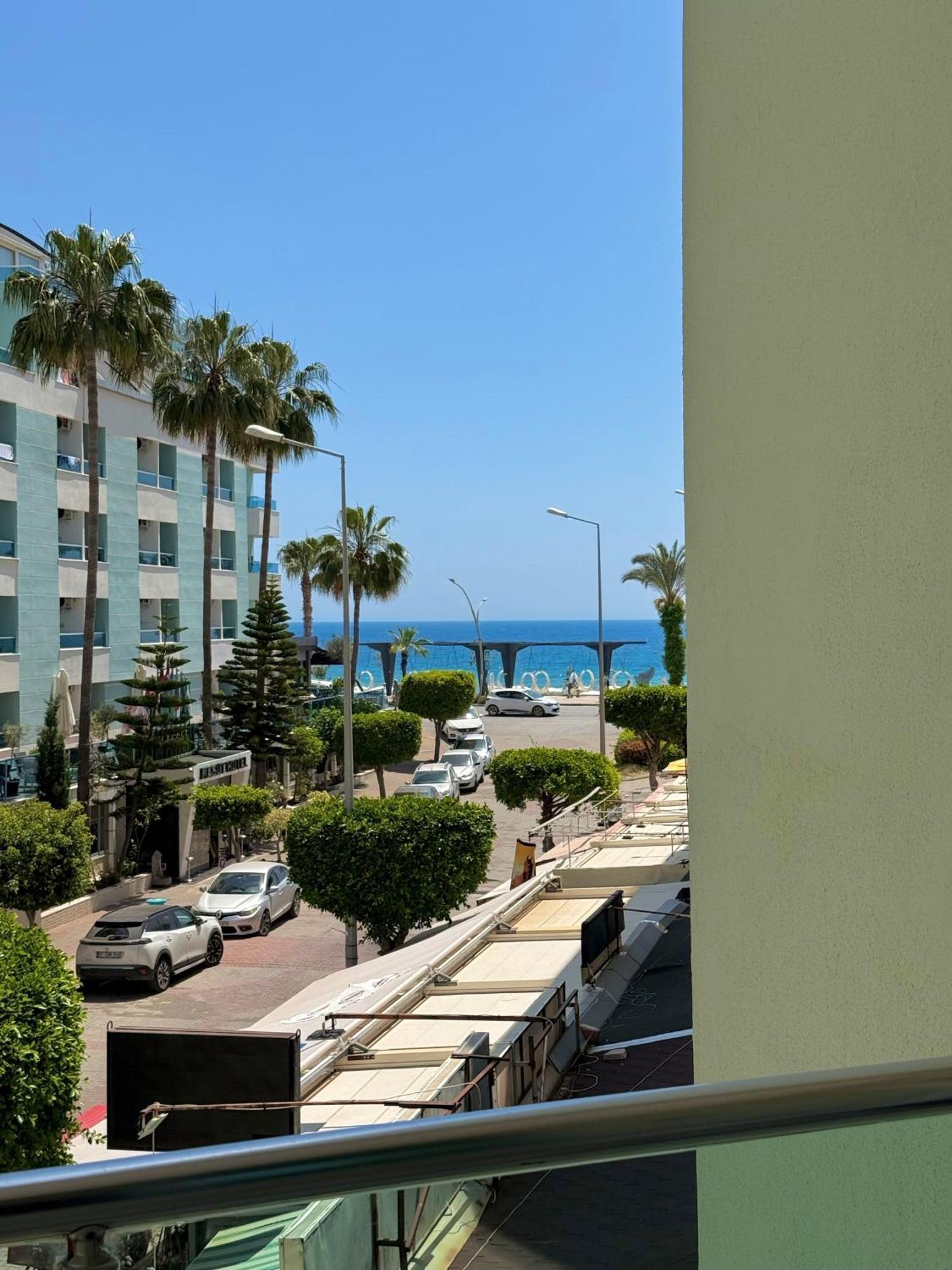 Sa Apartments! Beachfront With Sea View & Pool * Alanya