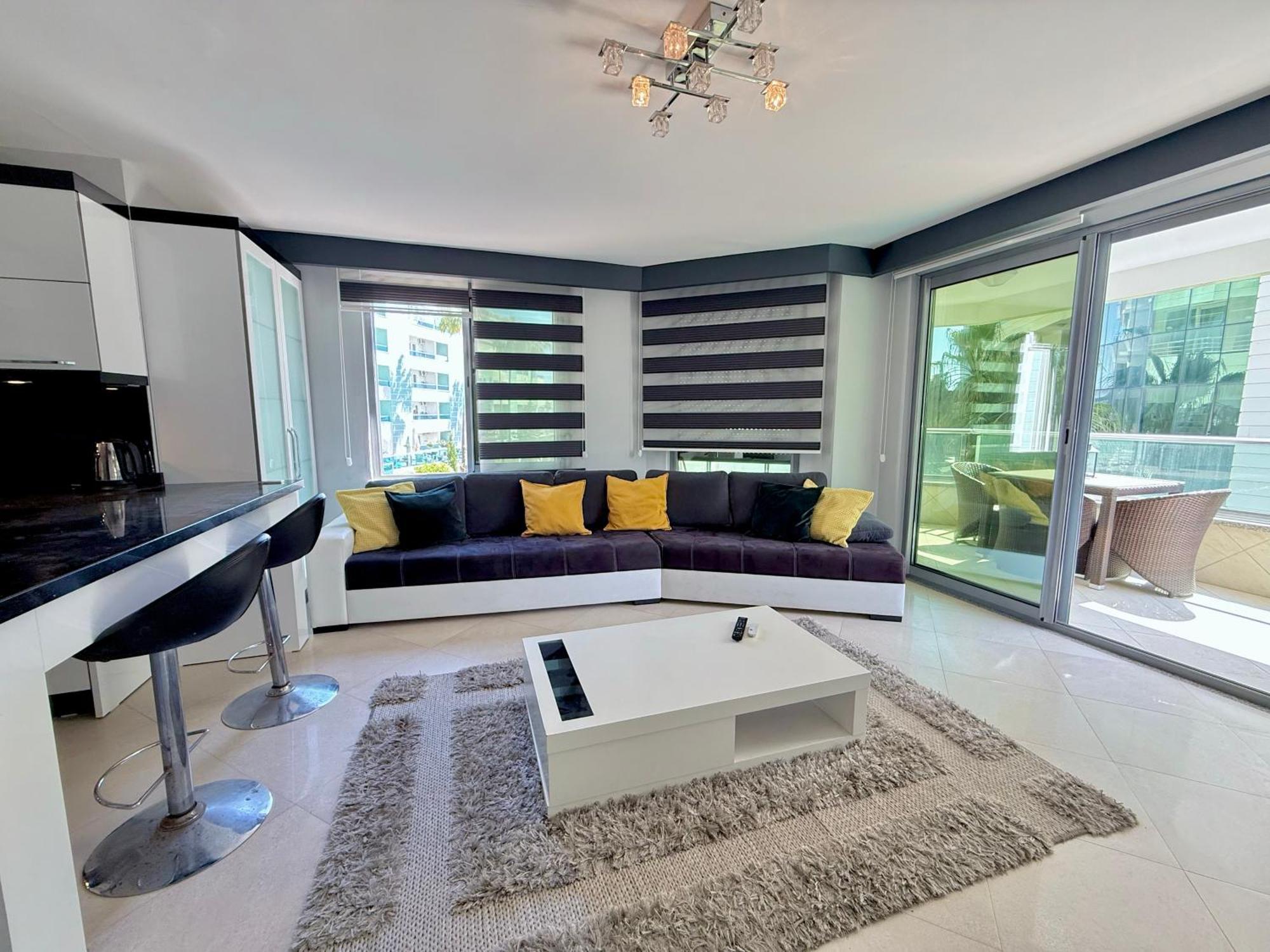 Sa Apartments! Beachfront With Sea View & Pool