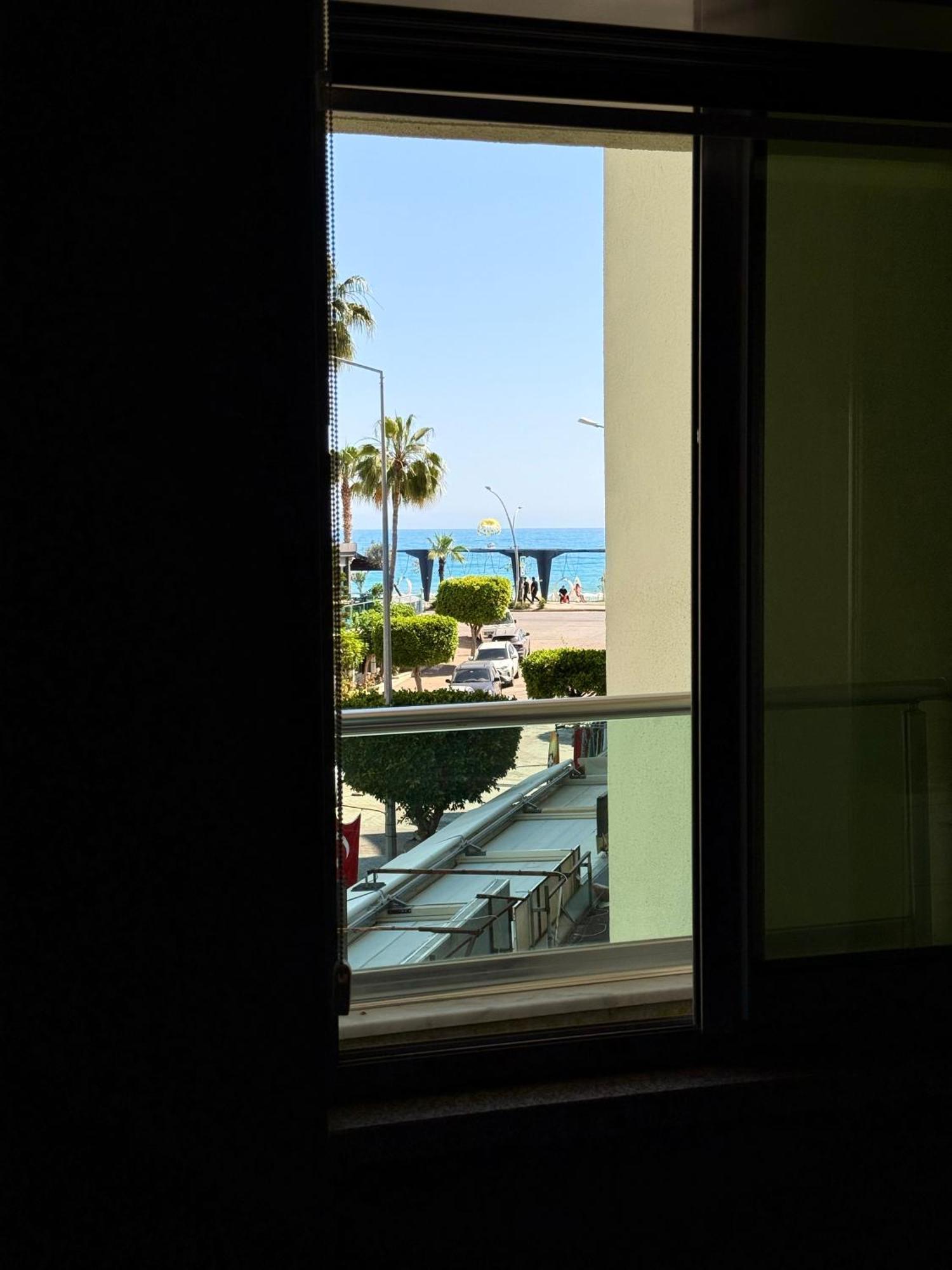 Sa Apartments! Beachfront With Sea View & Pool * Alanya
