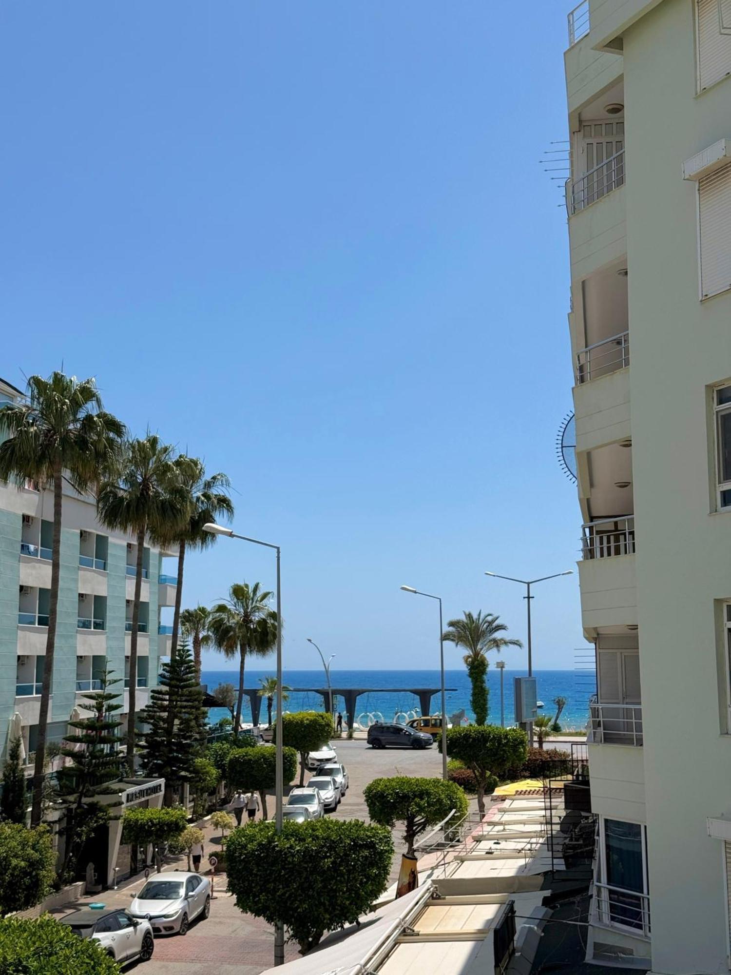 Sa Apartments! Beachfront With Sea View & Pool