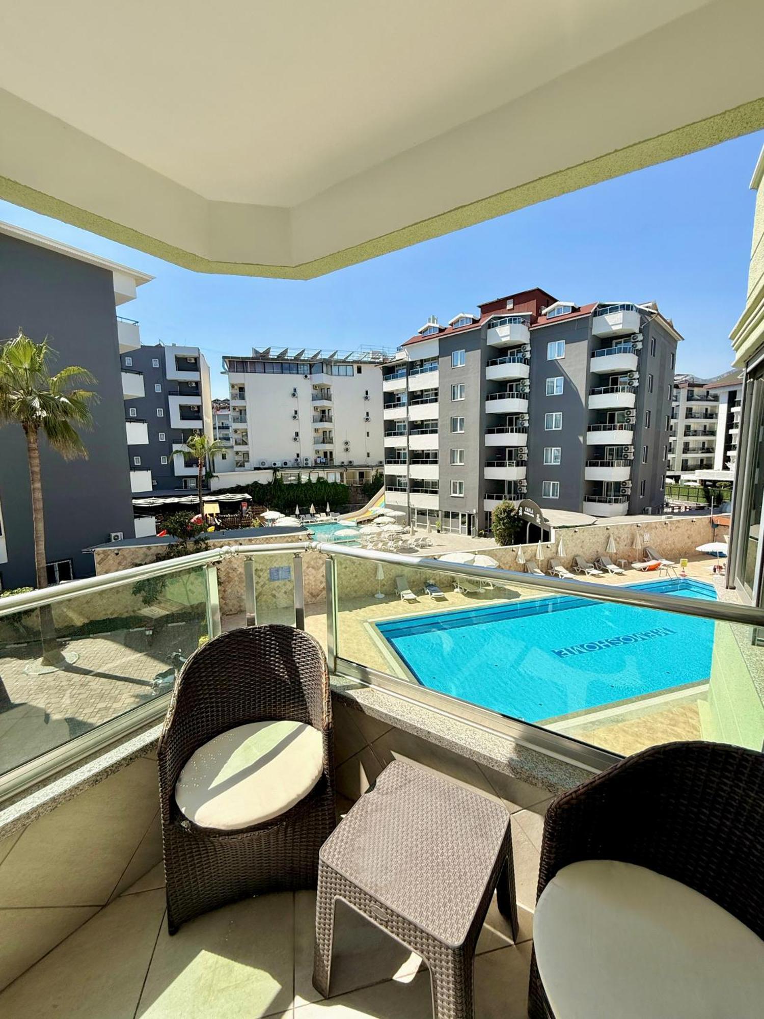 Apartament Sa Apartments! Beachfront With Sea View & Pool *