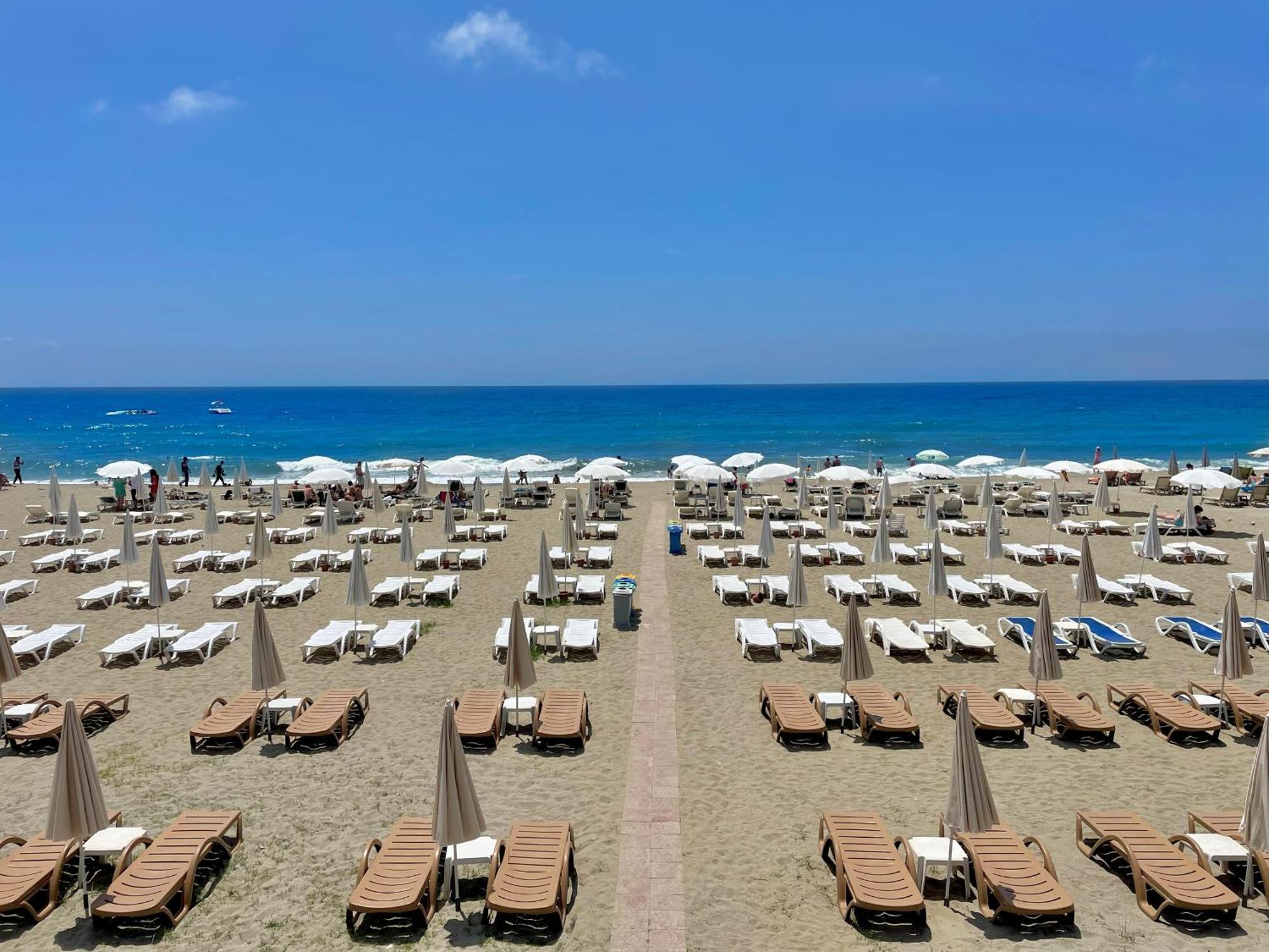 Apartament Sa Apartments! Beachfront With Sea View & Pool *