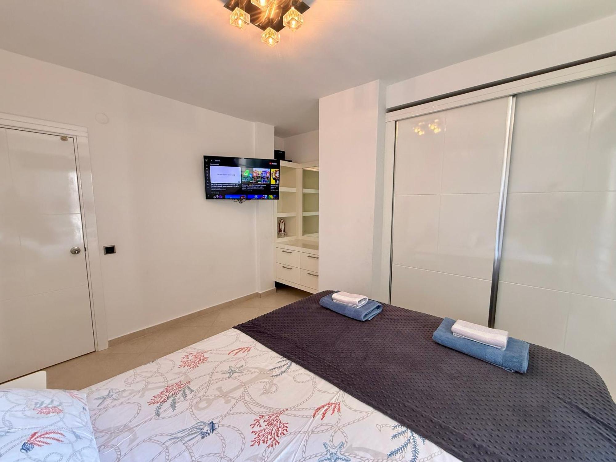 Sa Apartments! Beachfront With Sea View & Pool Apartament