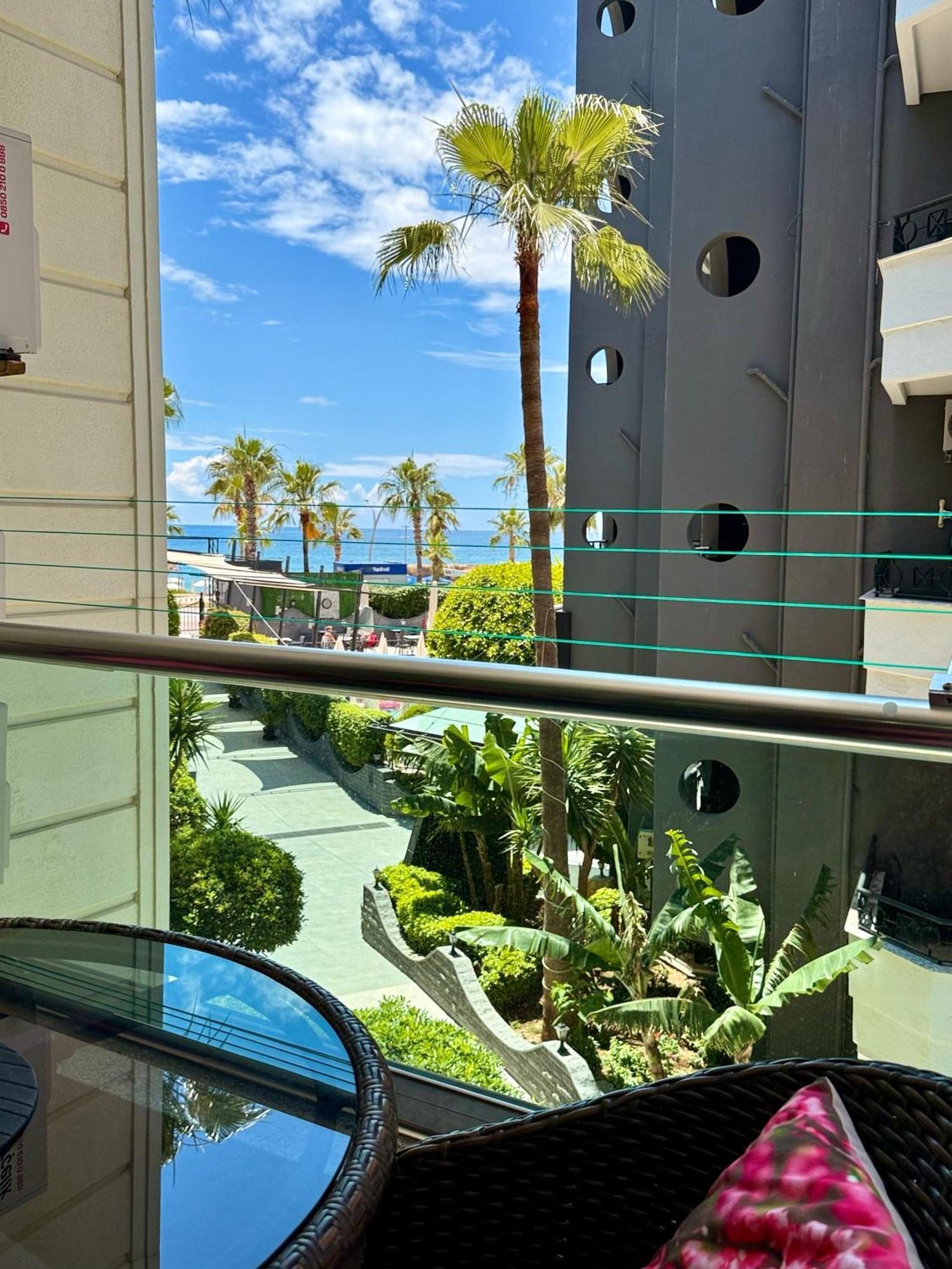 Sa Apartments! Beachfront With Sea View & Pool Alanya