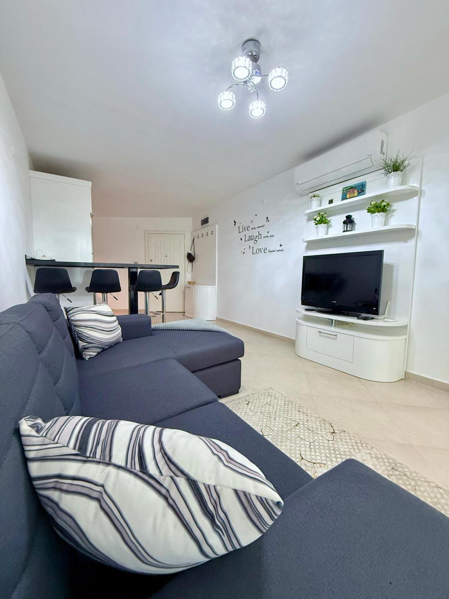 Sa Apartments! Beachfront With Sea View & Pool * Alanya