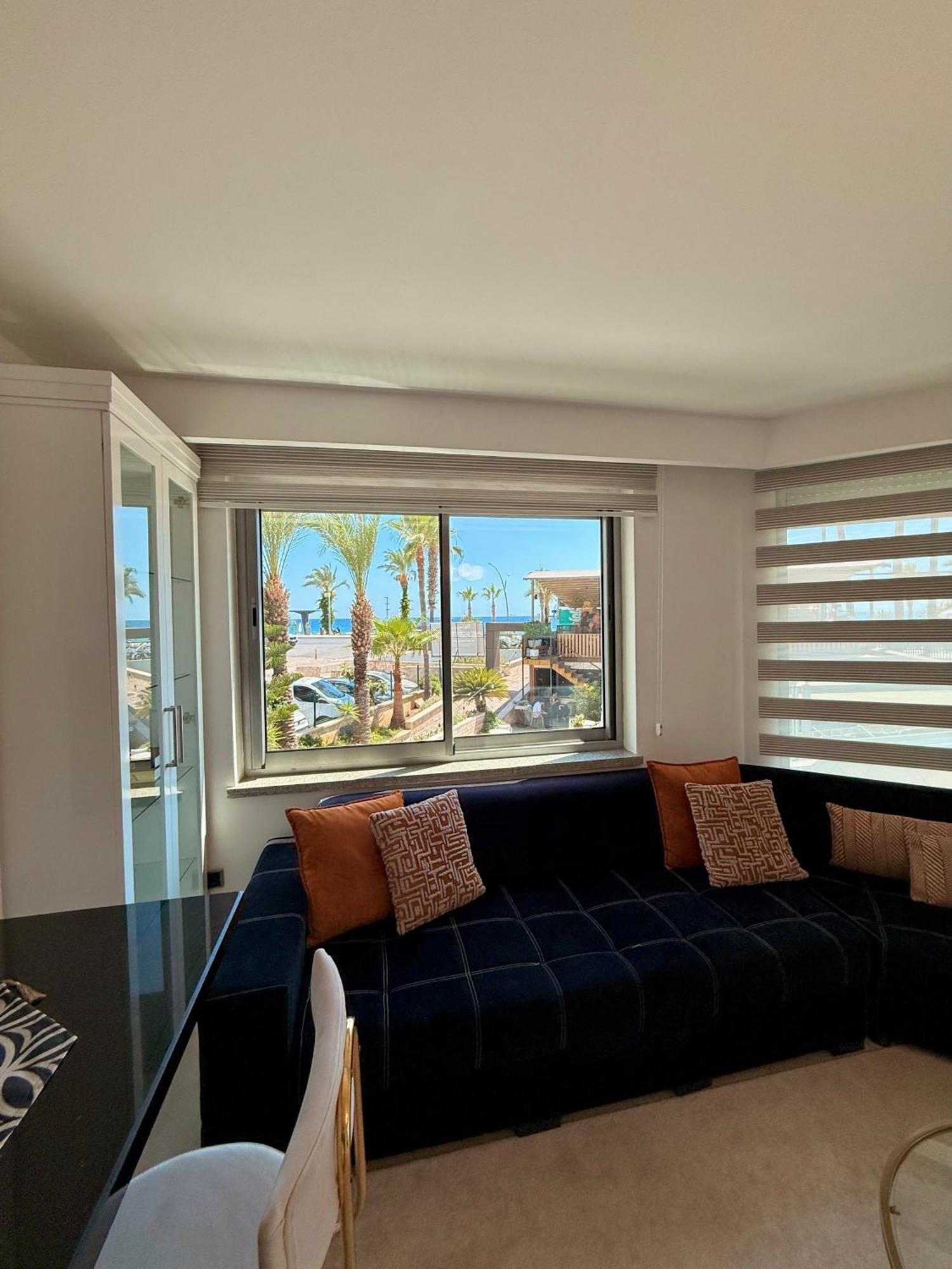 Sa Apartments! Beachfront With Sea View & Pool