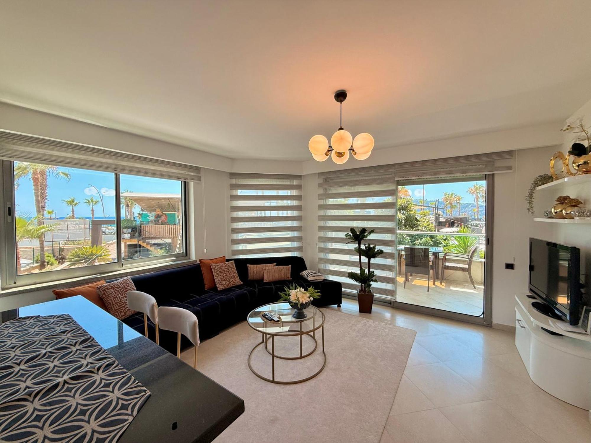 Sa Apartments! Beachfront With Sea View & Pool *