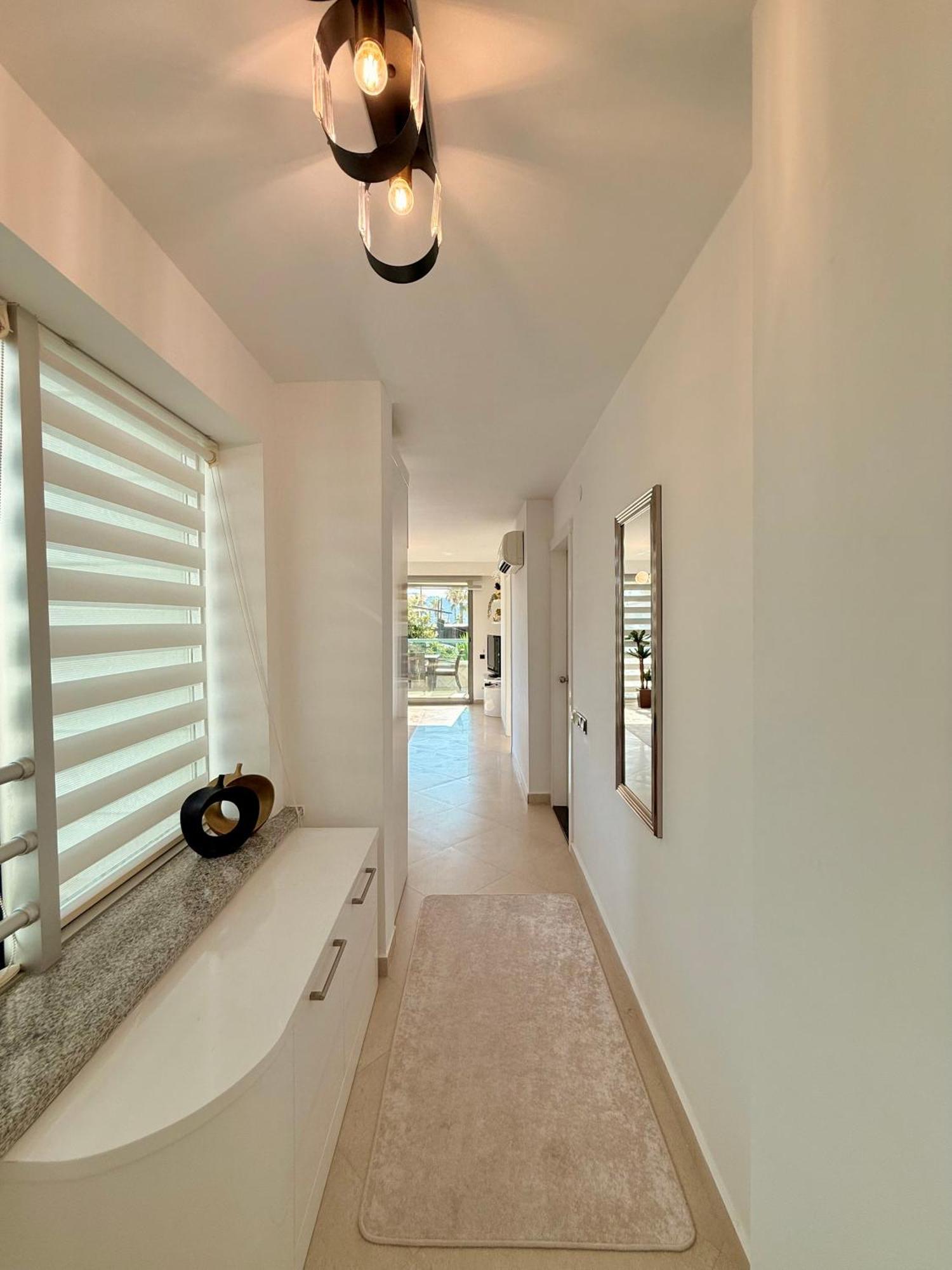 Sa Apartments! Beachfront With Sea View & Pool Apartament
