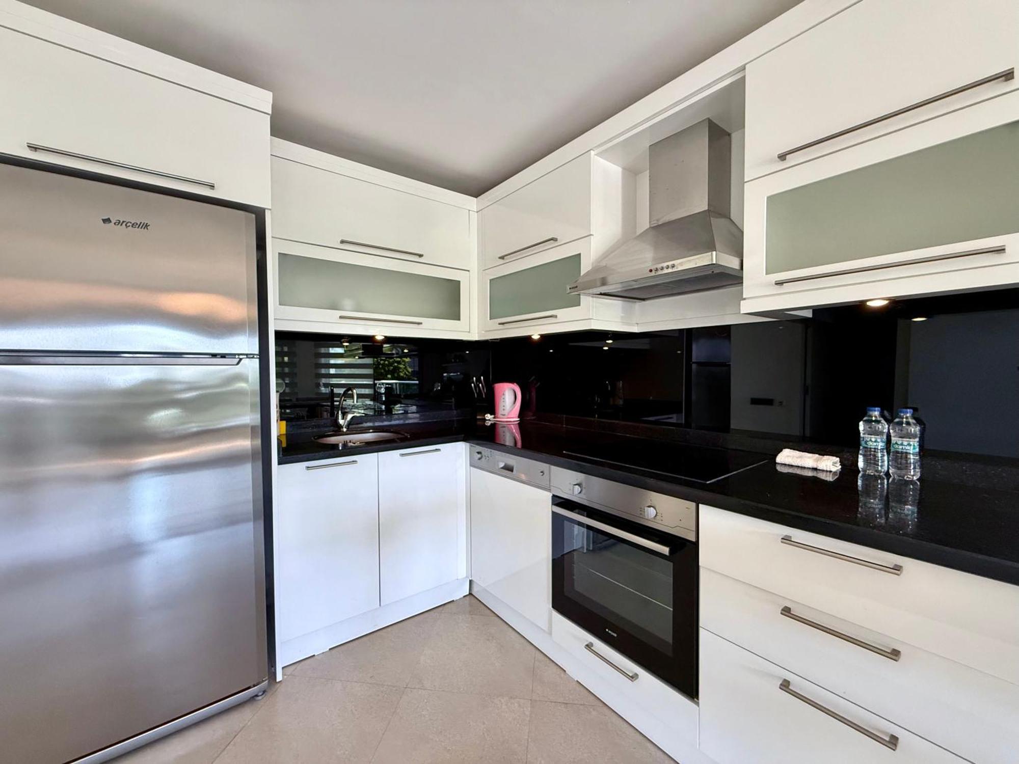 Sa Apartments! Beachfront With Sea View & Pool Apartament *