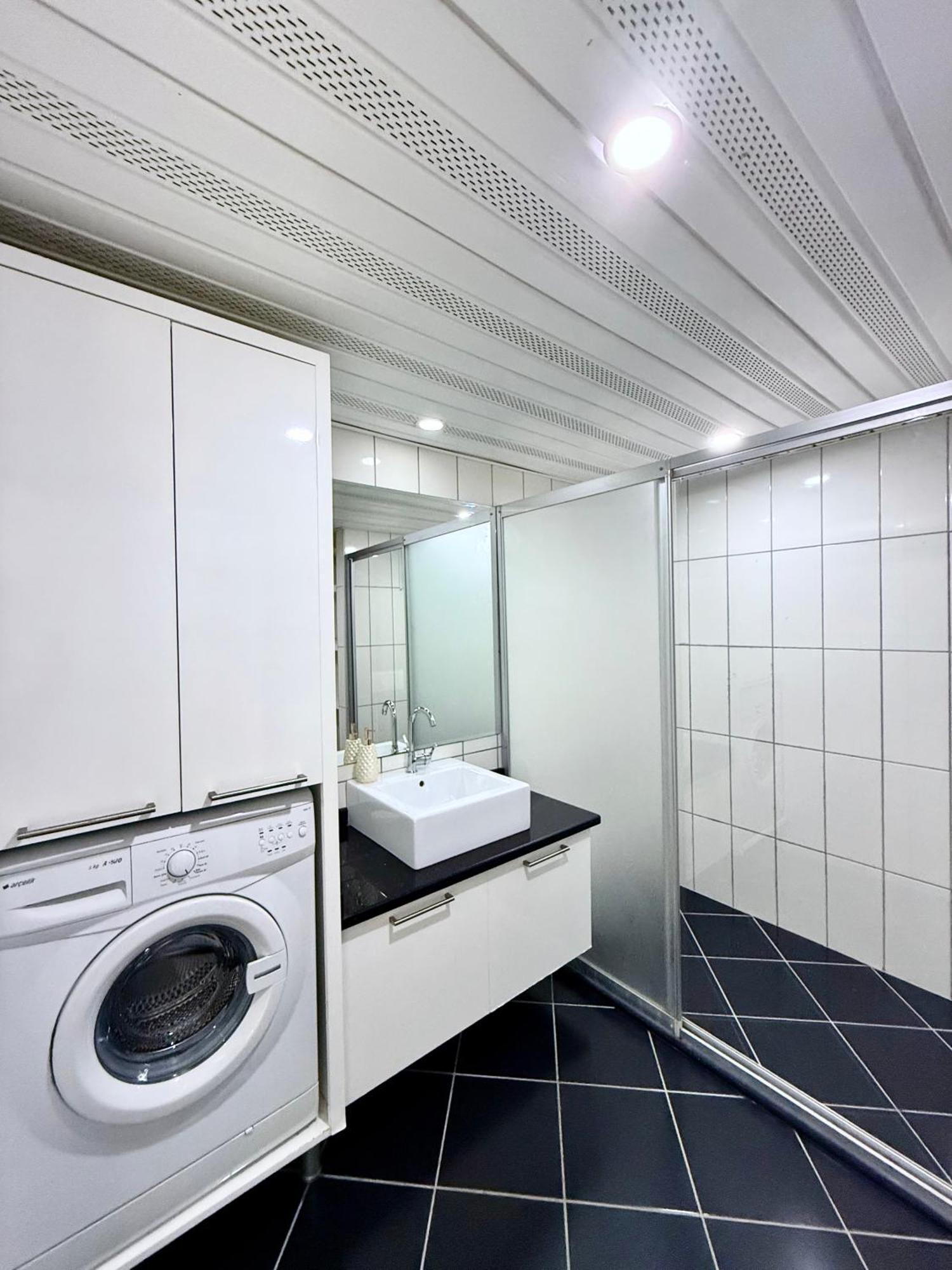 Sa Apartments! Beachfront With Sea View & Pool * Alanya