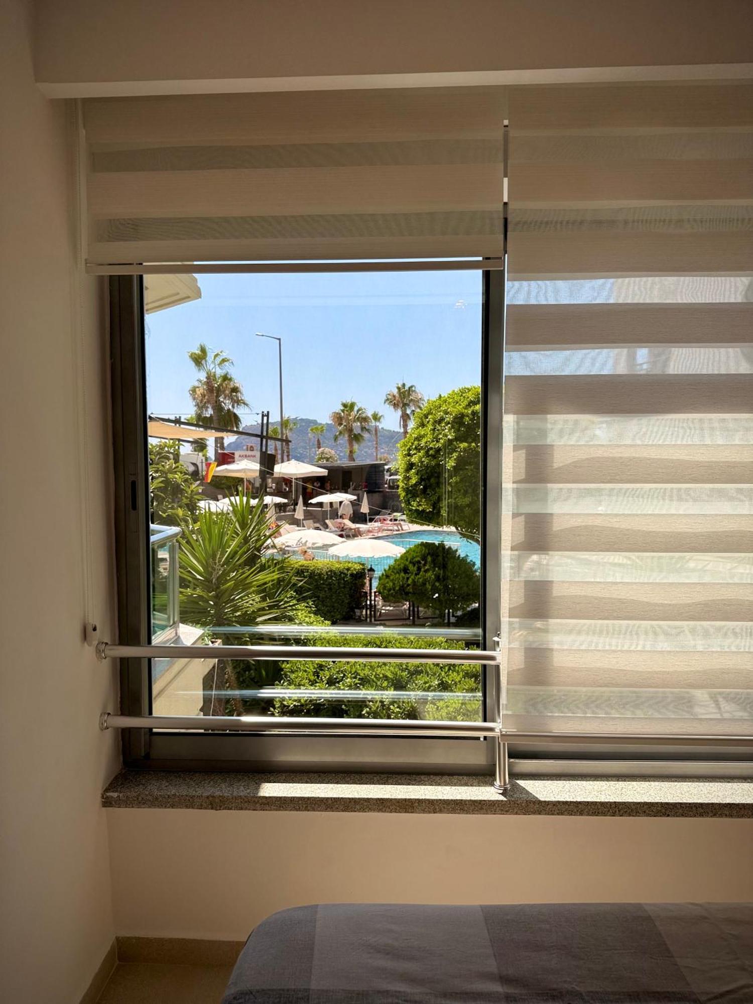 Apartament Sa Apartments! Beachfront With Sea View & Pool